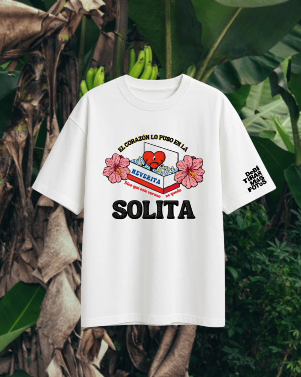 Remera Neverita - efecto bordado